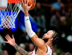 PG电子官方-尼克斯连胜终结，国王惨败快船