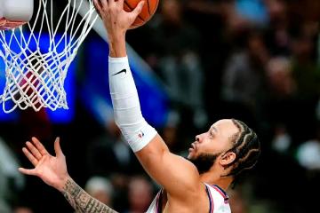 PG电子官方-尼克斯连胜终结，国王惨败快船